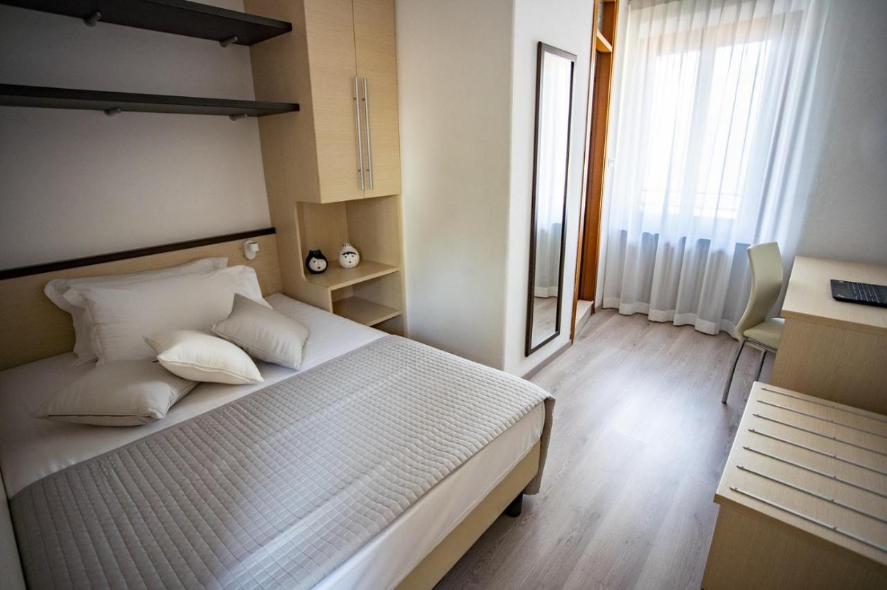 Casa Nataly Bed & Breakfast Torbole Sul Garda Eksteriør bilde