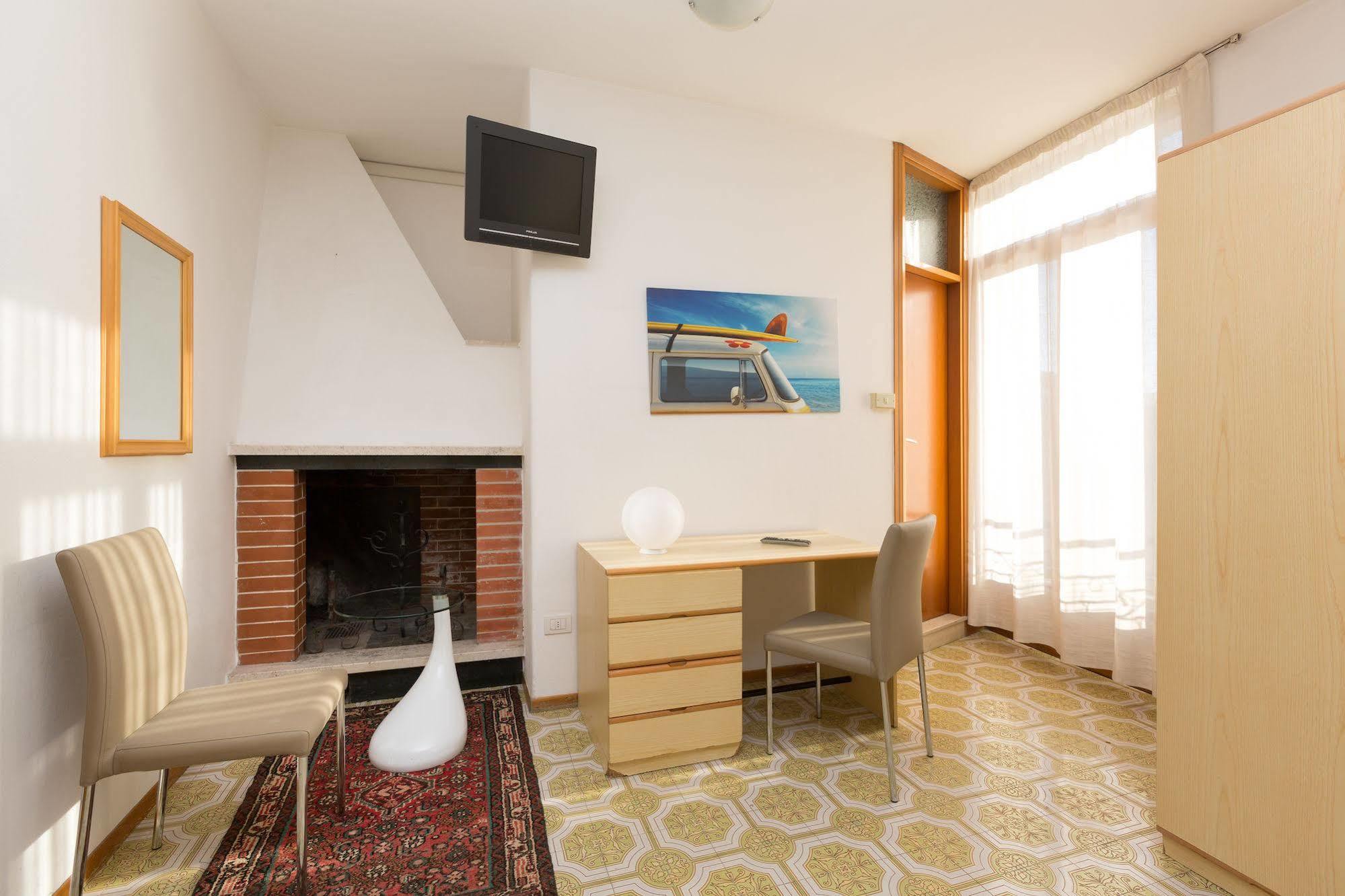 Casa Nataly Bed & Breakfast Torbole Sul Garda Eksteriør bilde
