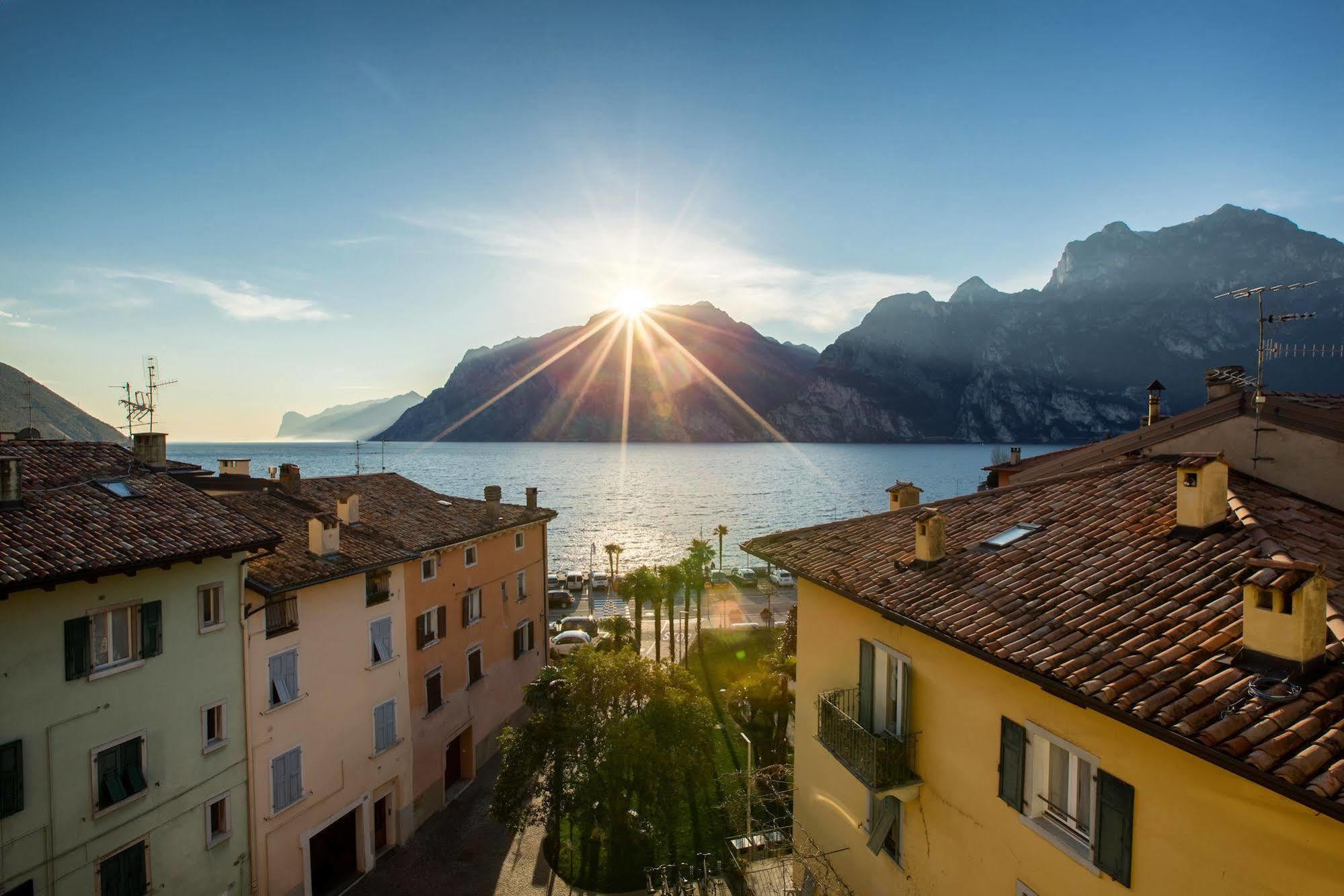 Casa Nataly Bed & Breakfast Torbole Sul Garda Eksteriør bilde